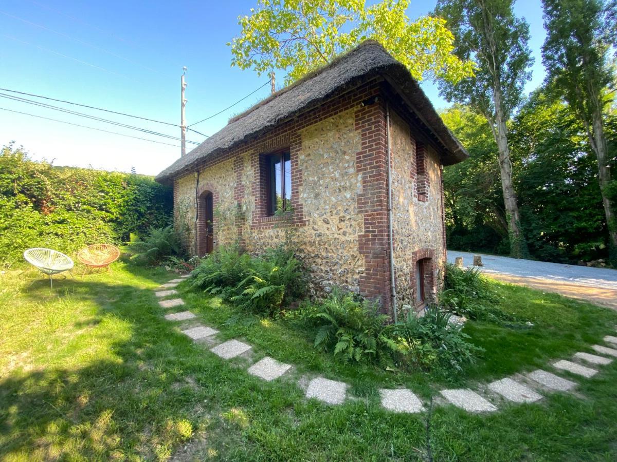 Le Domaine Caribou Bed and Breakfast Sainte-Opportune-la-Mare Exteriör bild