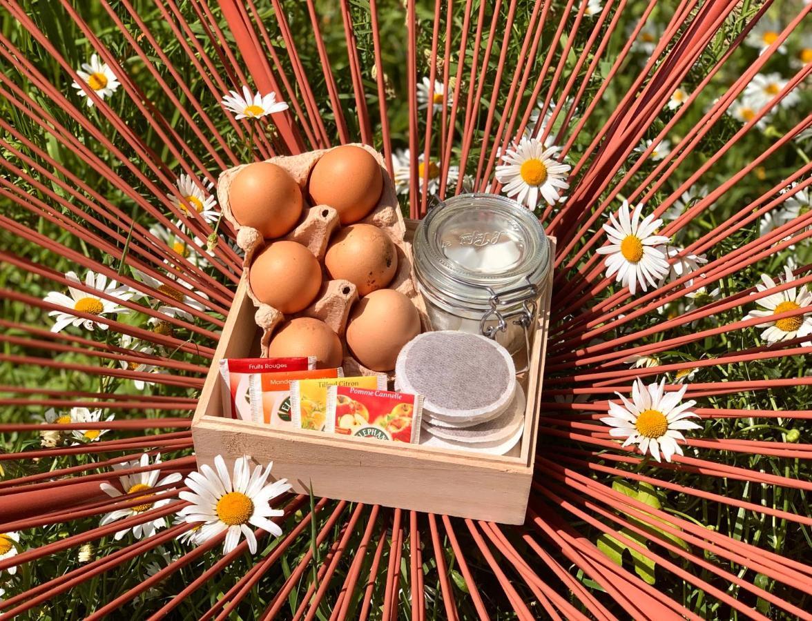 Le Domaine Caribou Bed and Breakfast Sainte-Opportune-la-Mare Exteriör bild