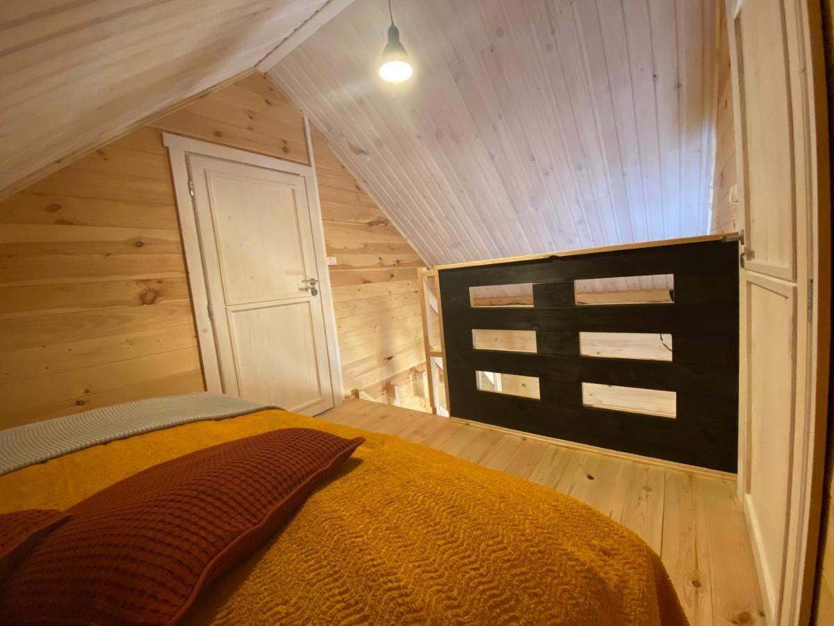 Le Domaine Caribou Bed and Breakfast Sainte-Opportune-la-Mare Exteriör bild